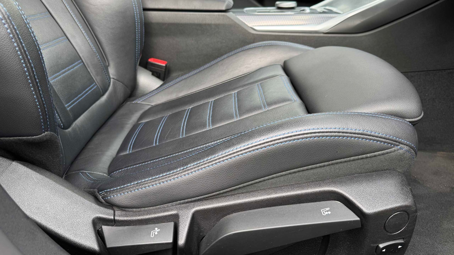 Used BMW 3 Series 2024 for sale - 78137634: Photo 28