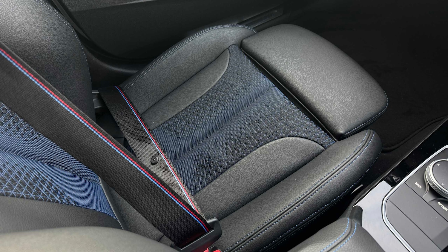 Used BMW 2 Series 2023 for sale - 76442463: Photo 35