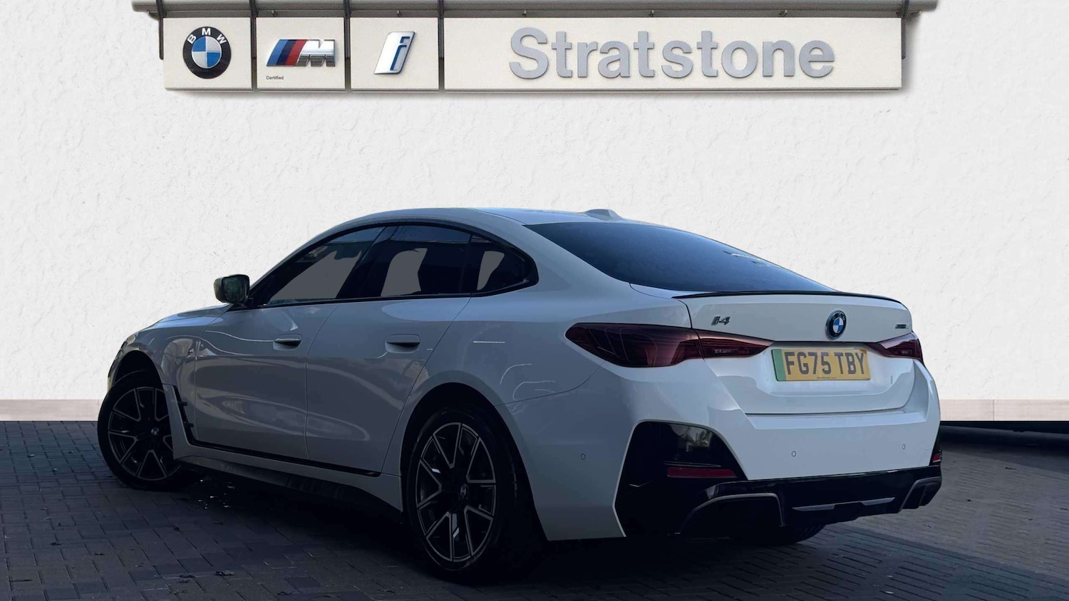 Used BMW i4 2025 for sale - 76610636: Photo 2