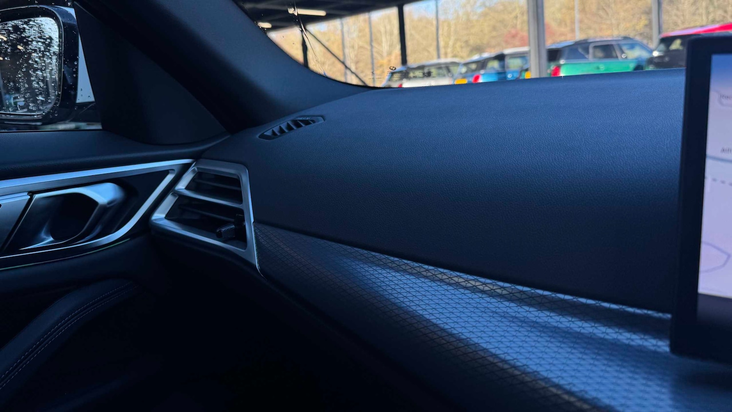 Used BMW i4 2025 for sale - 76610636: Photo 30