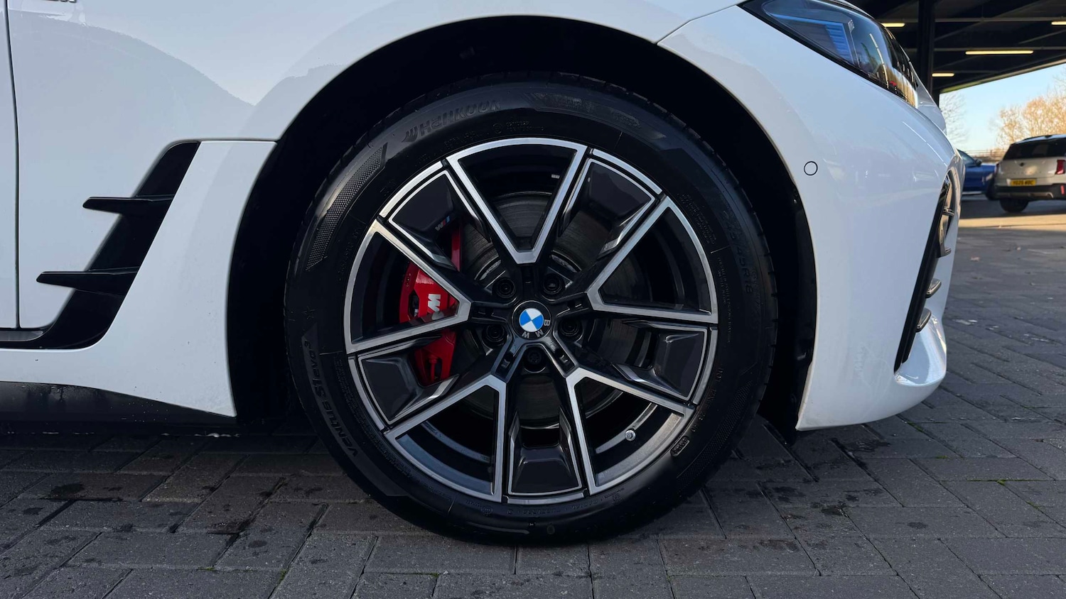 Used BMW i4 2025 for sale - 76610636: Photo 4