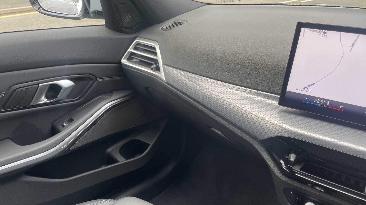 Used BMW 3 Series 2024 for sale - 75944596: Photo 22