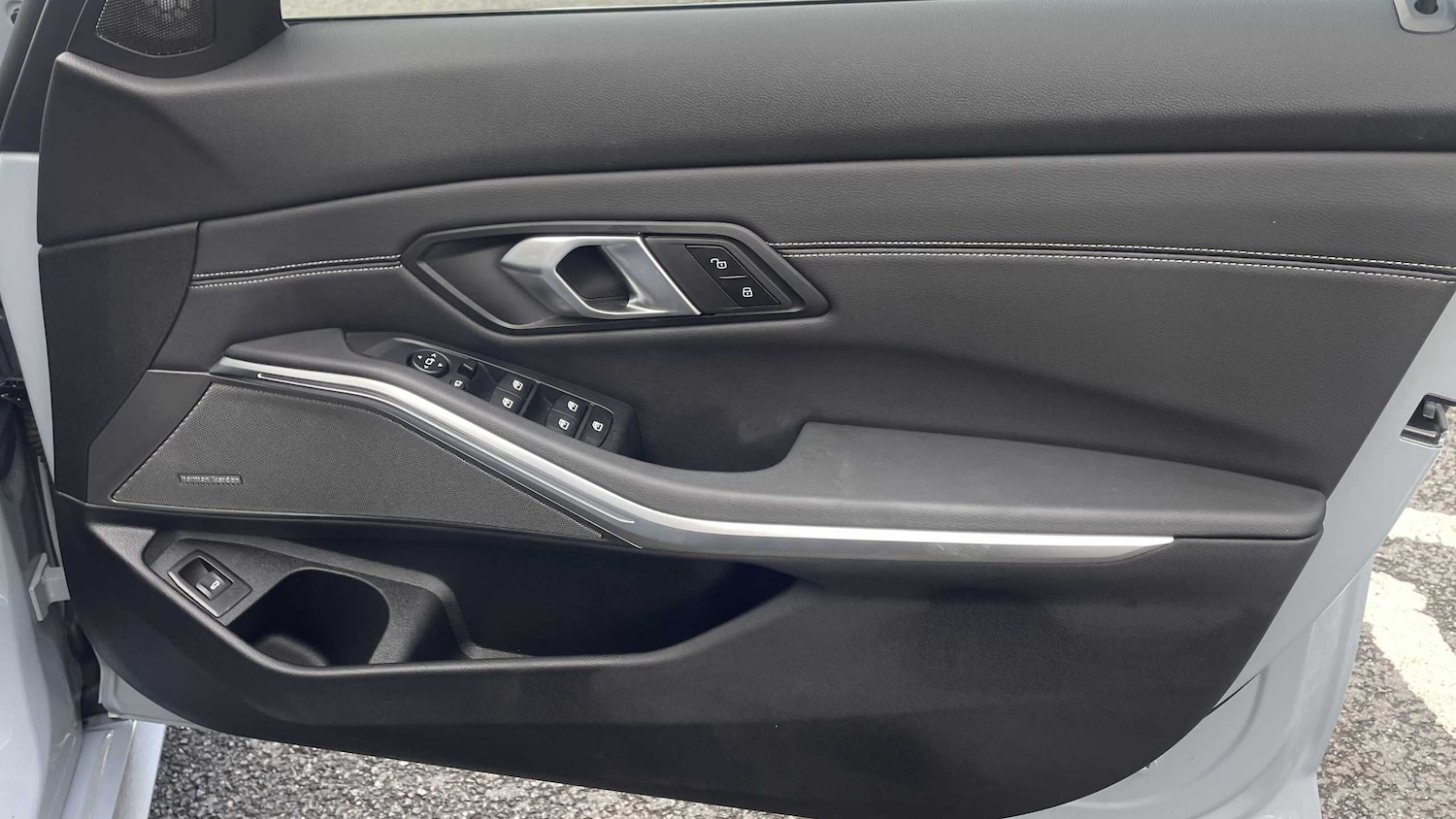 Used BMW 3 Series 2024 for sale - 75944596: Photo 23