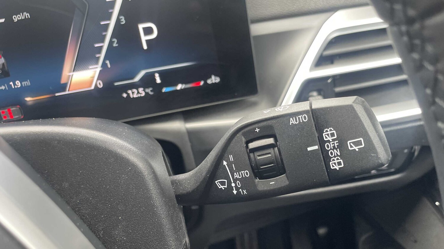 Used BMW 3 Series 2024 for sale - 75944596: Photo 27