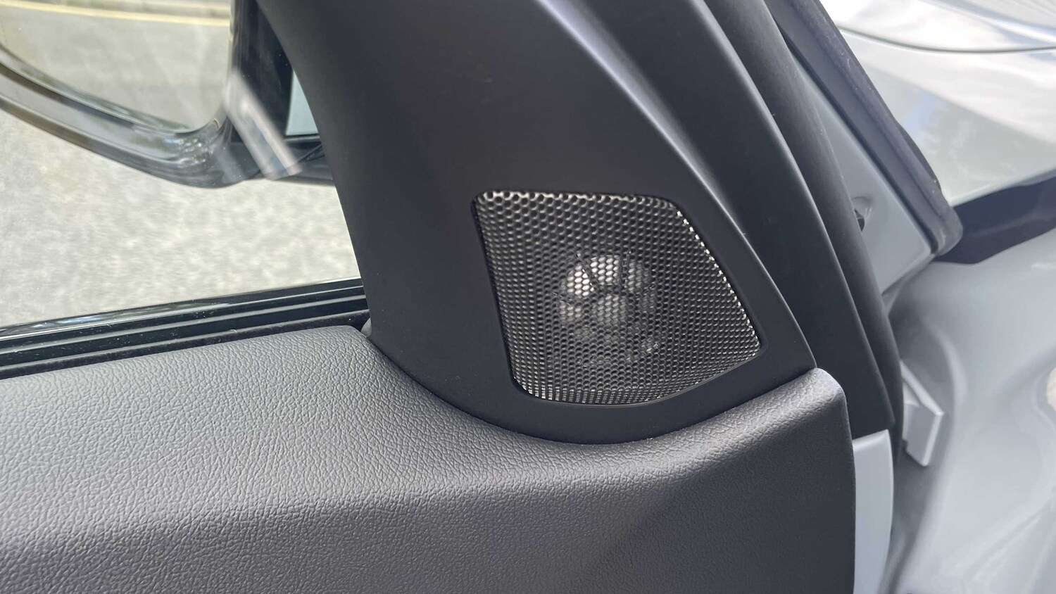 Used BMW 3 Series 2024 for sale - 75944596: Photo 31