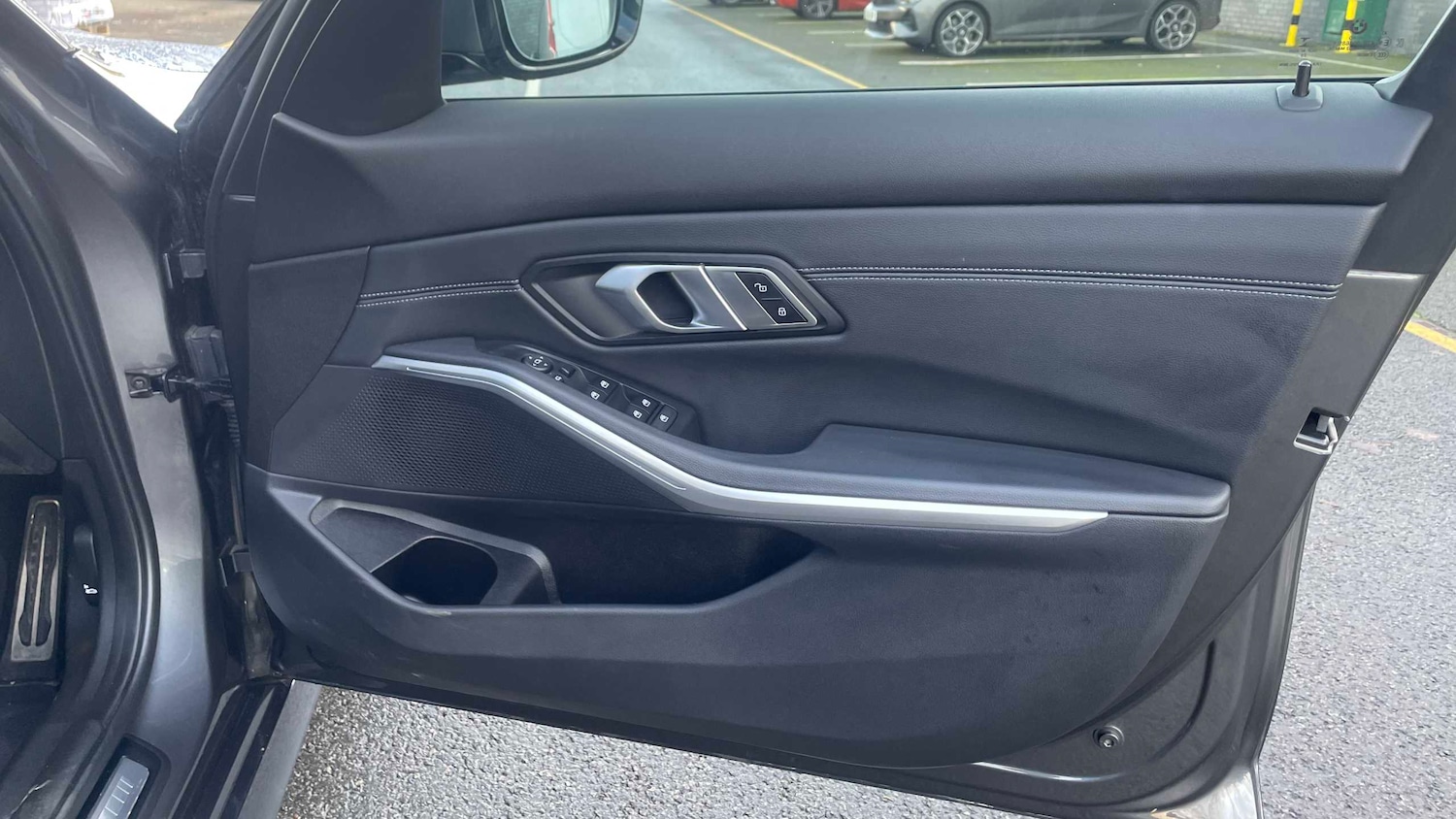 Used BMW 3 Series 2021 for sale - 76718059: Photo 23