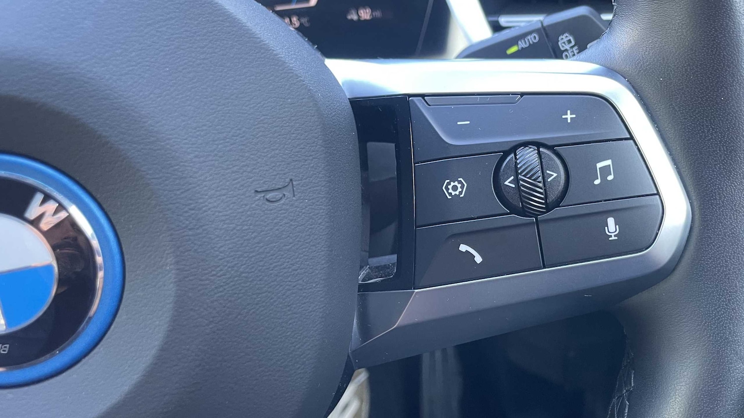 Used BMW iX1 2023 for sale - 76298307: Photo 20