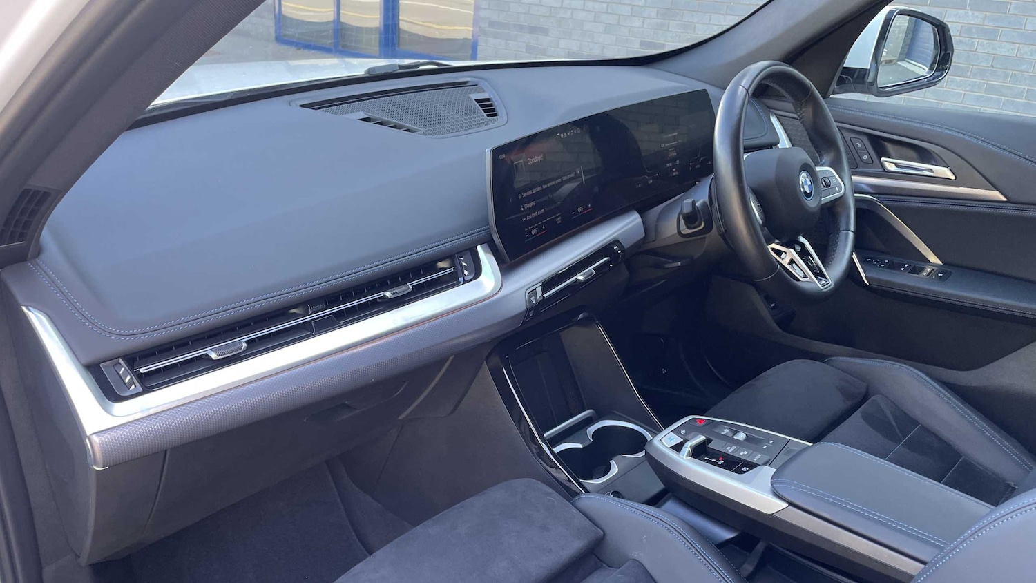 Used BMW iX1 2023 for sale - 76298307: Photo 8