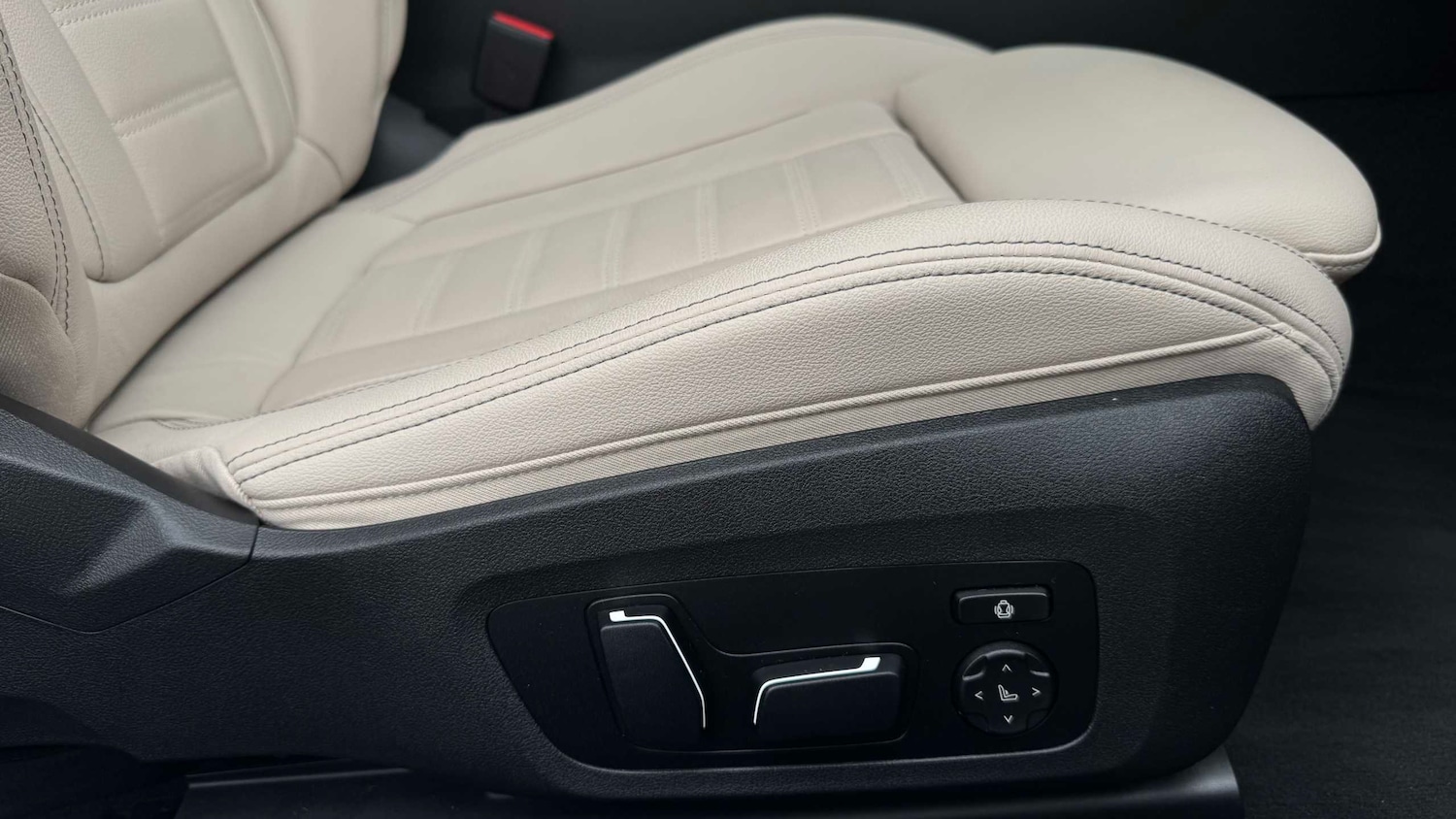 Used BMW 2 Series 2025 for sale - 77147247: Photo 25