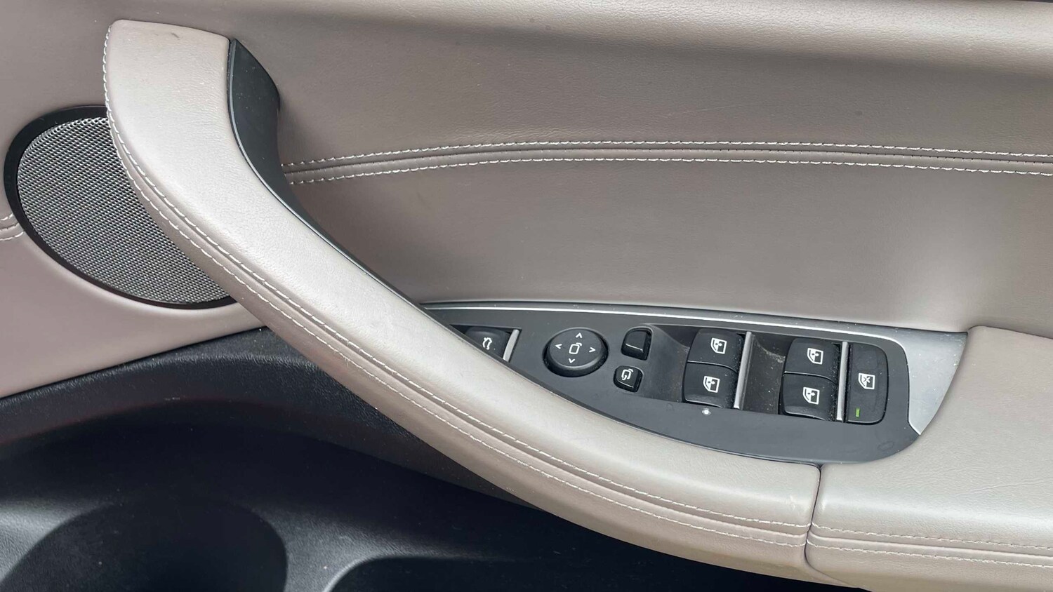 Used BMW X4 for sale - 78209244: Photo 31