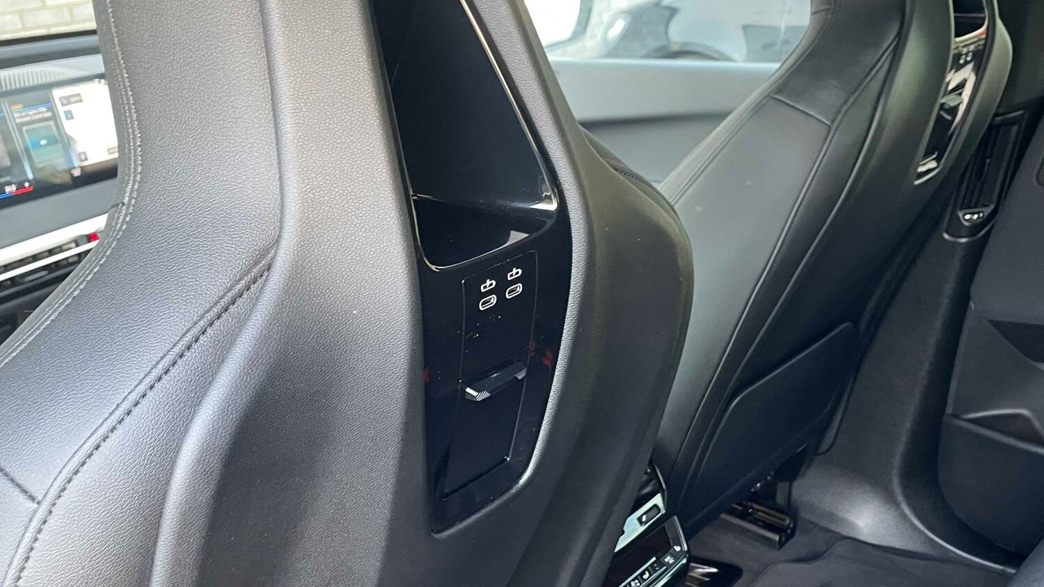 Used BMW iX 2022 for sale - 77674801: Photo 33