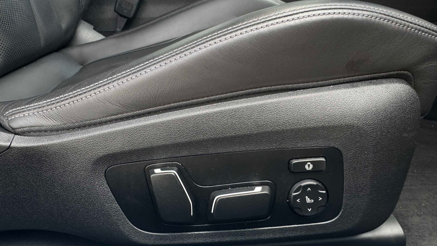 Used BMW M4 2024 for sale - 76442511: Photo 19