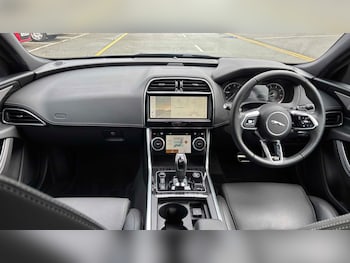 Used Jaguar XE 2024 for sale - 78754983: Photo