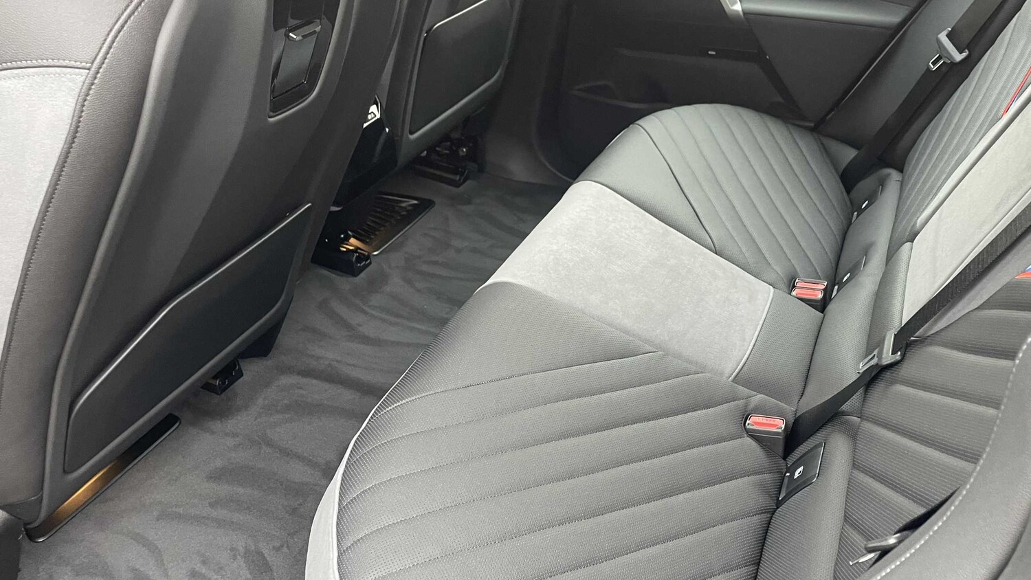 Used BMW iX 2025 for sale - 76262377: Photo 13