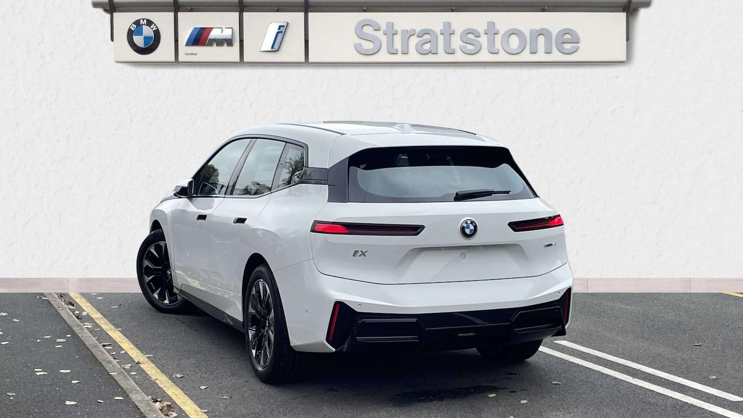 Used BMW iX 2025 for sale - 76262377: Photo 2