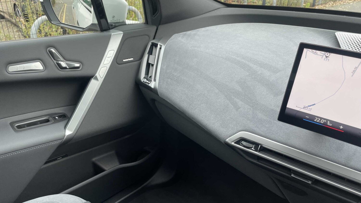 Used BMW iX 2025 for sale - 76262377: Photo 22