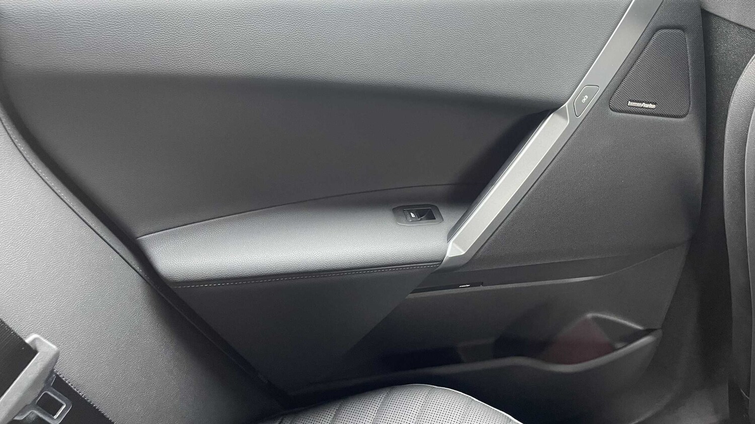 Used BMW iX 2025 for sale - 76262377: Photo 31