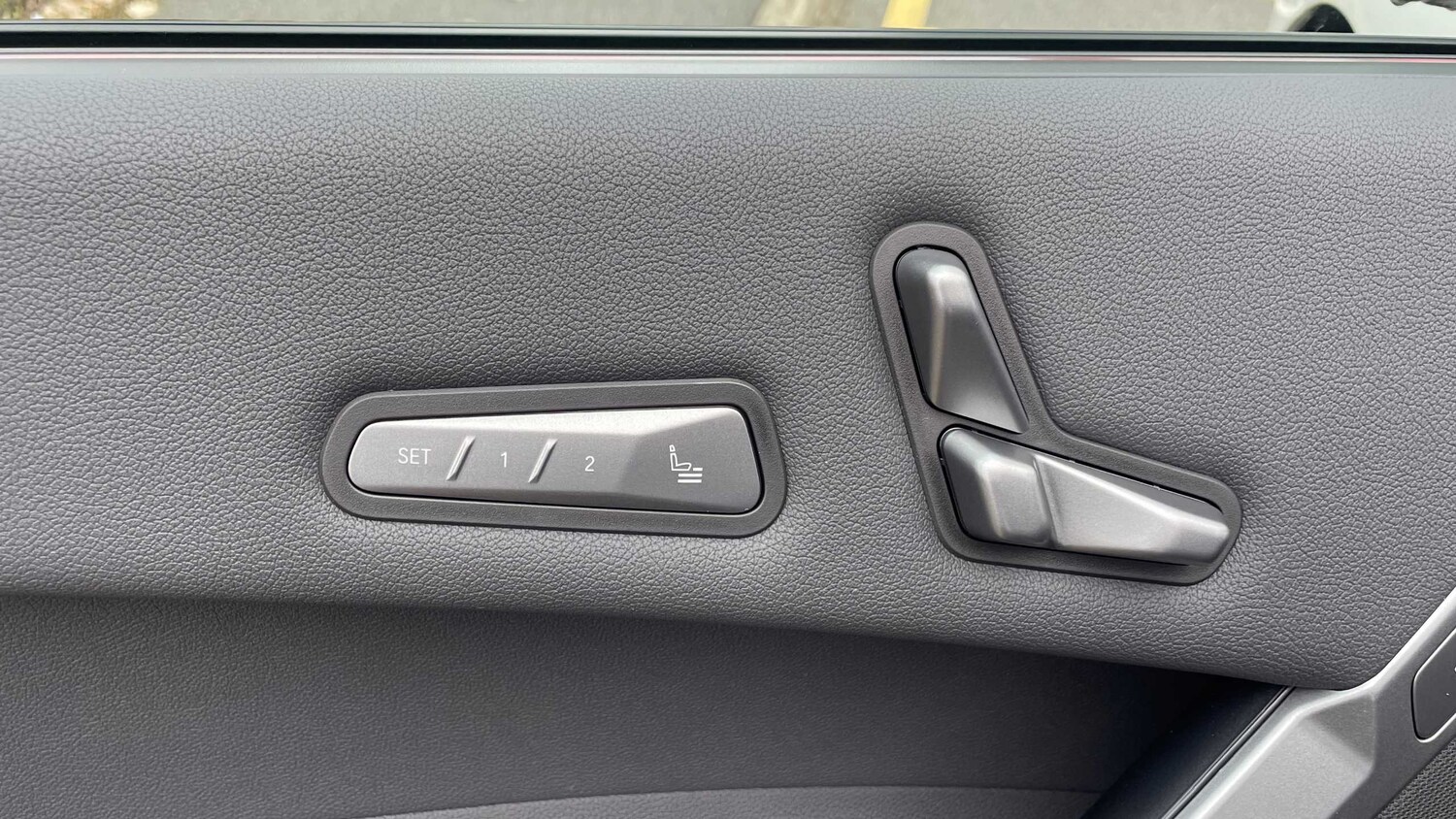 Used BMW iX 2025 for sale - 76262377: Photo 32