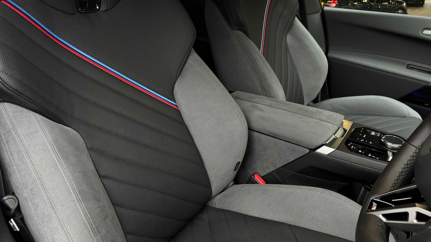 Used BMW iX 2025 for sale - 77147273: Photo 13