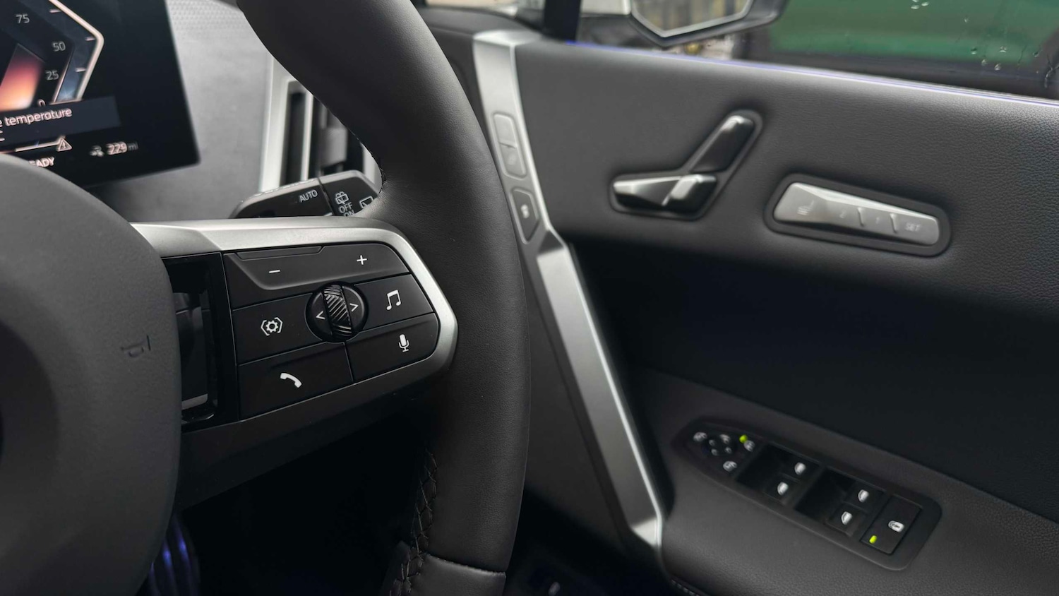 Used BMW iX 2025 for sale - 77147273: Photo 16