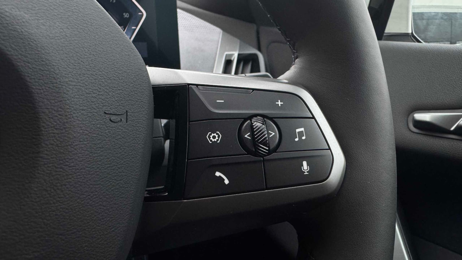 Used BMW iX 2025 for sale - 77147273: Photo 28