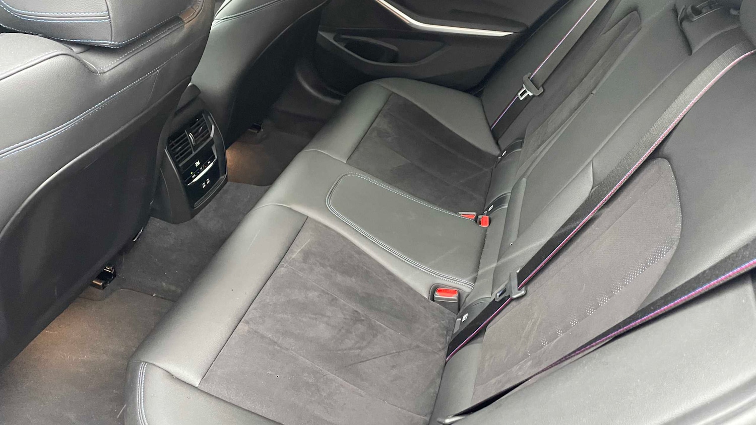 Used BMW 3 Series 2024 for sale - 76774216: Photo 13