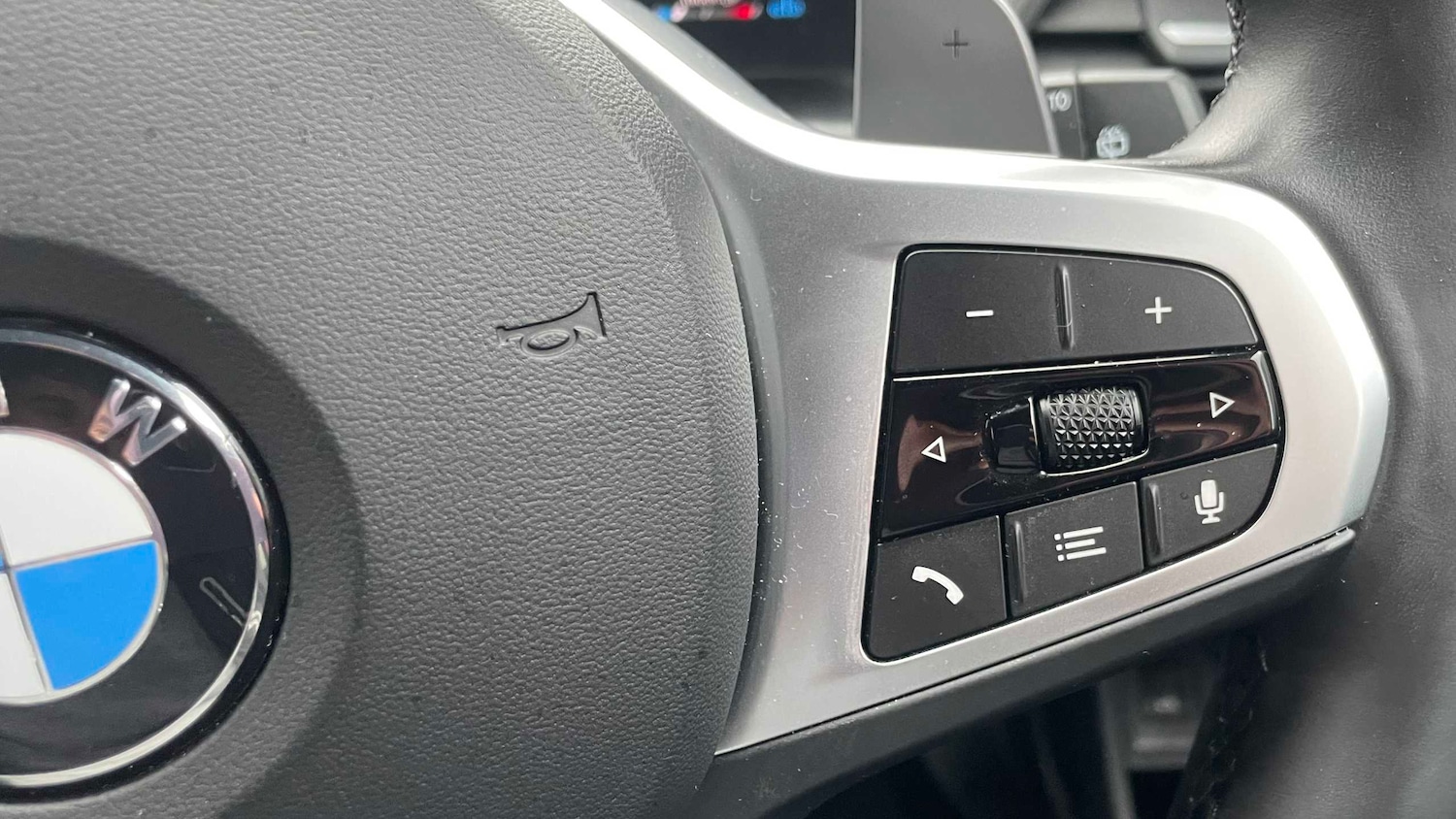 Used BMW 3 Series 2024 for sale - 76774216: Photo 21