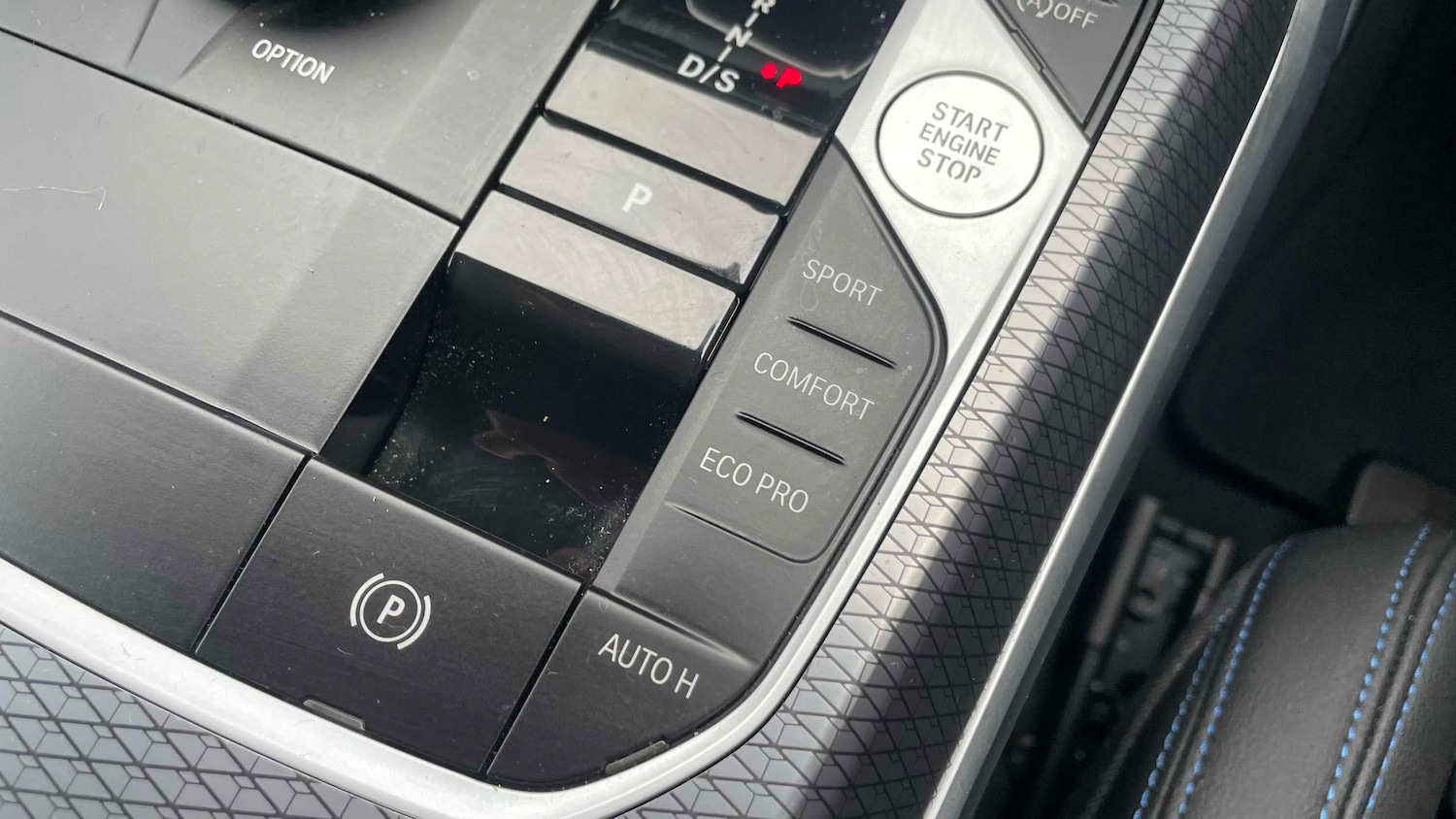 Used BMW 3 Series 2024 for sale - 76774216: Photo 27