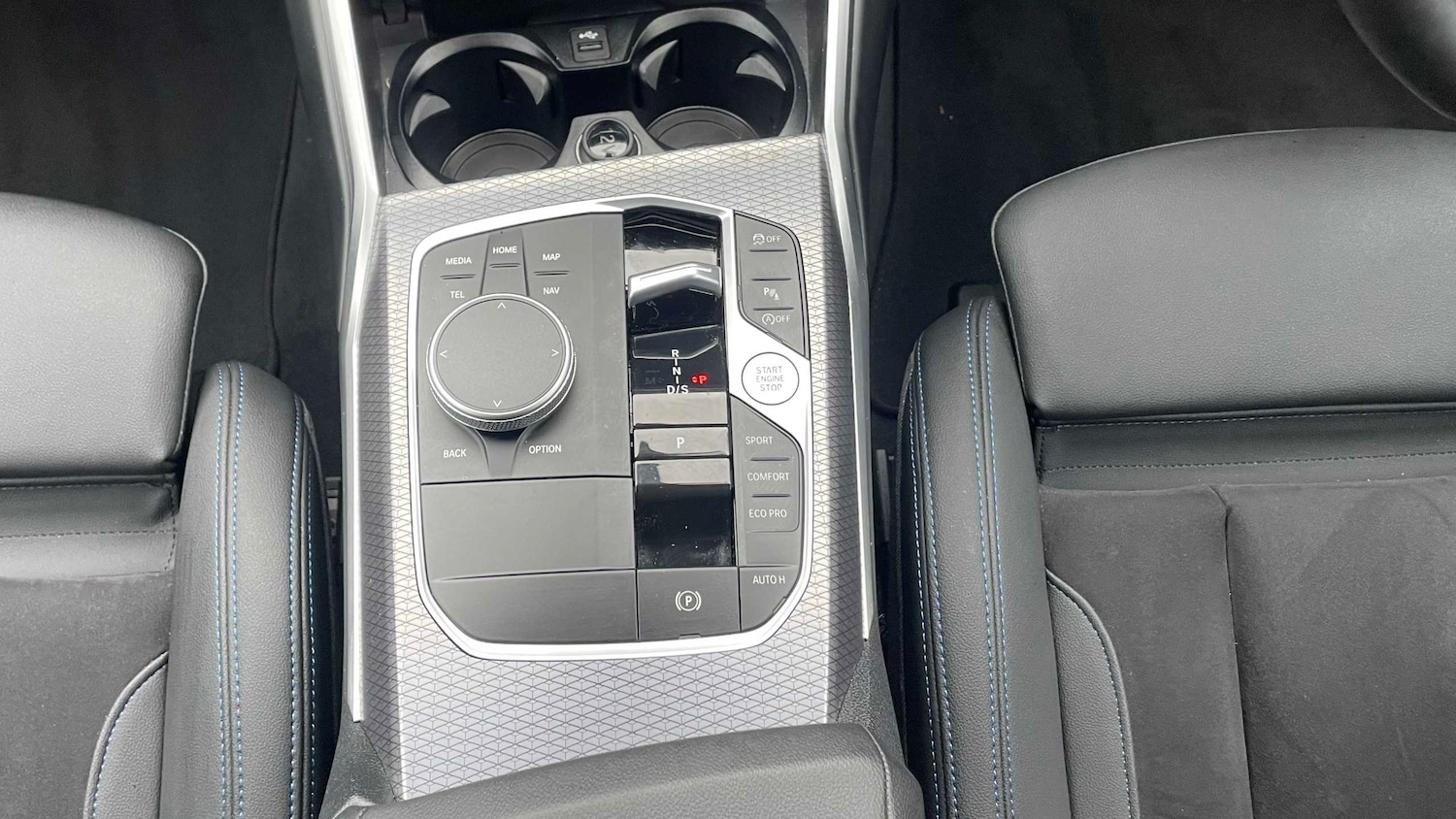 Used BMW 3 Series 2024 for sale - 76774216: Photo 30