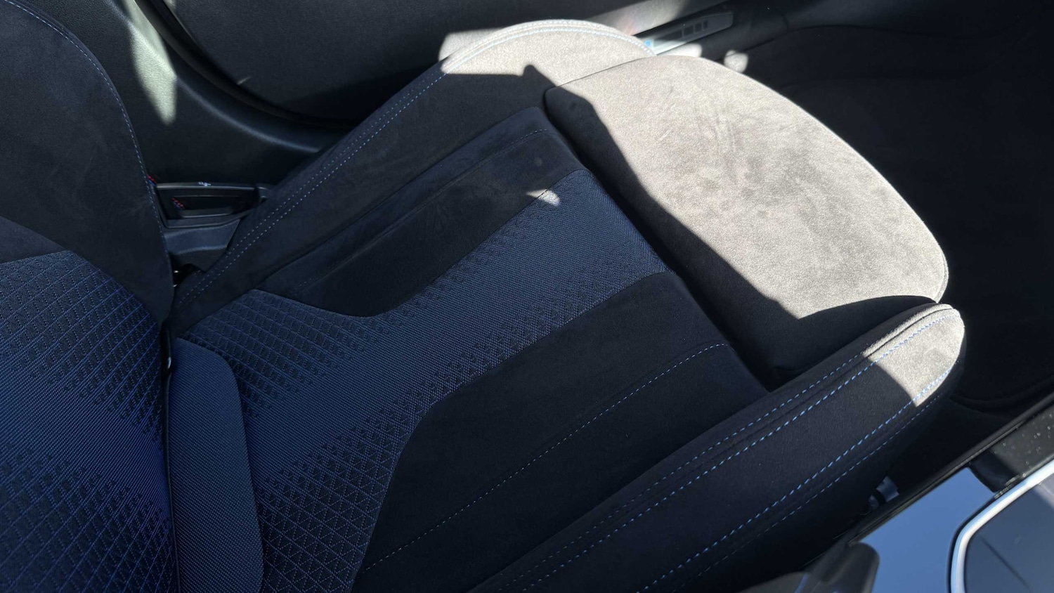 Used BMW 1 Series 2023 for sale - 75931217: Photo 30