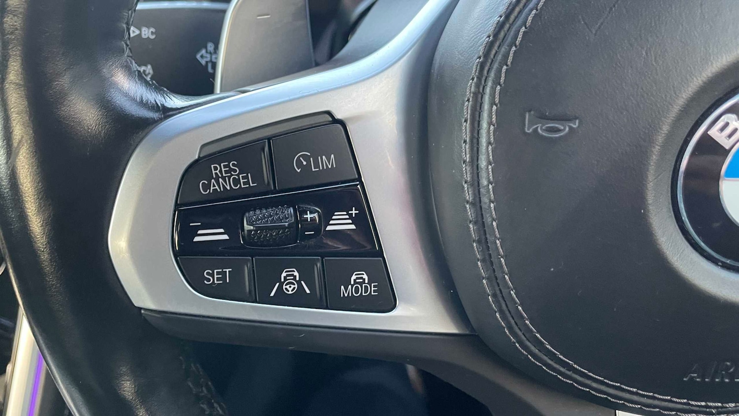 Used BMW 8 Series 2023 for sale - 76745958: Photo 22