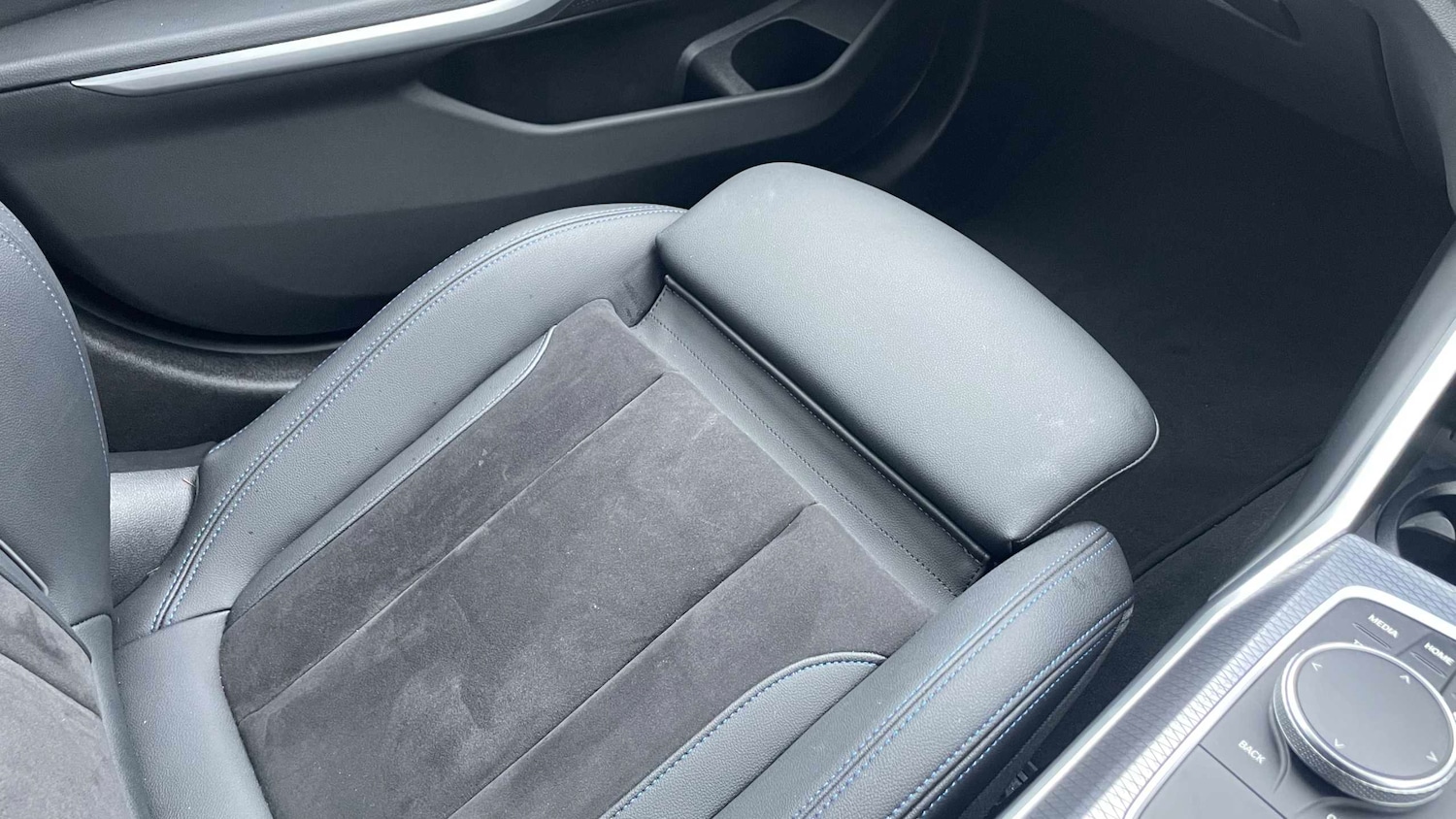 Used BMW 3 Series 2023 for sale - 76755288: Photo 28