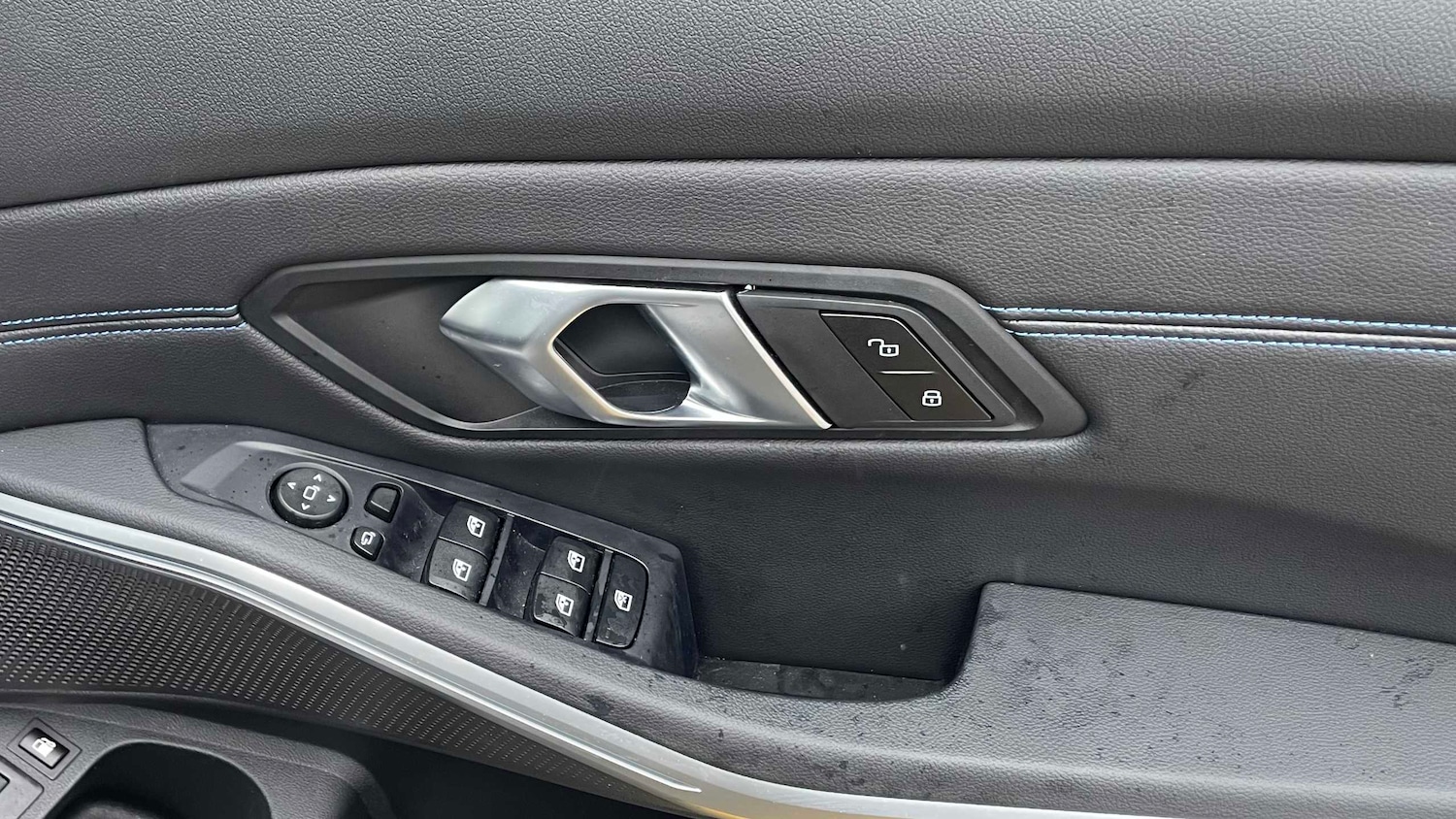 Used BMW 3 Series 2023 for sale - 76755288: Photo 32