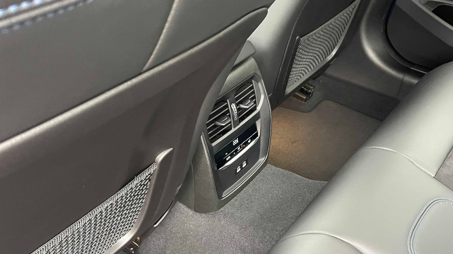 Used BMW 3 Series 2022 for sale - 77979603: Photo 30