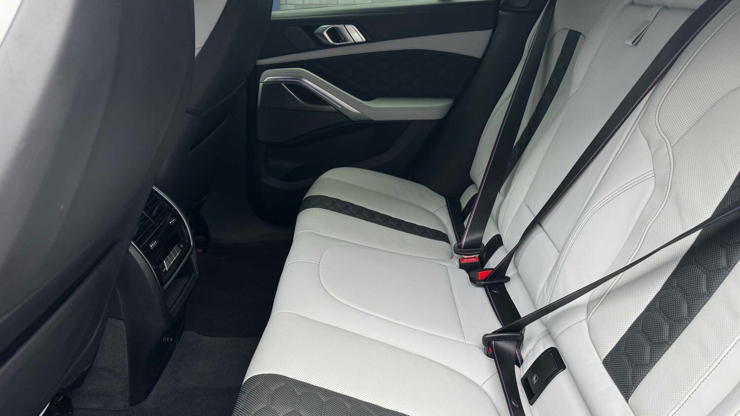 Used BMW x6 M 2023 for sale - 77811046: Photo 9