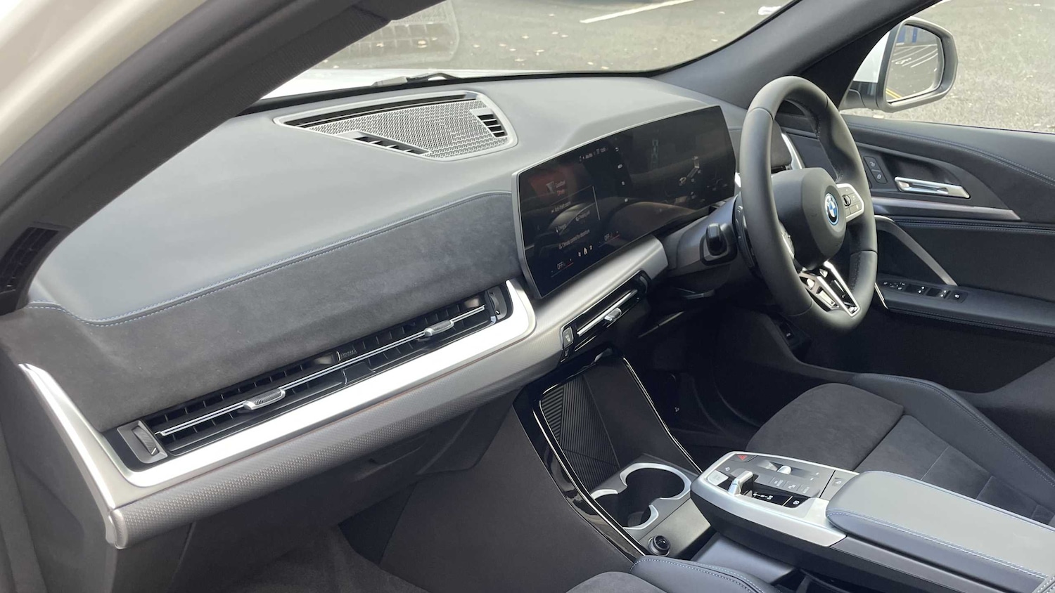 Used BMW iX2 2025 for sale - 76262311: Photo 8