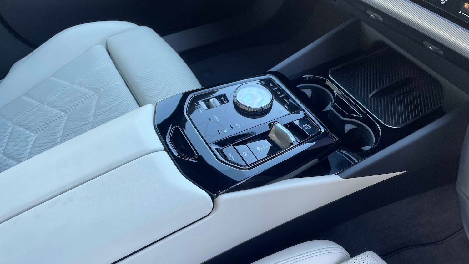 Used BMW 5 Series 2024 for sale - 77270122: Photo 7