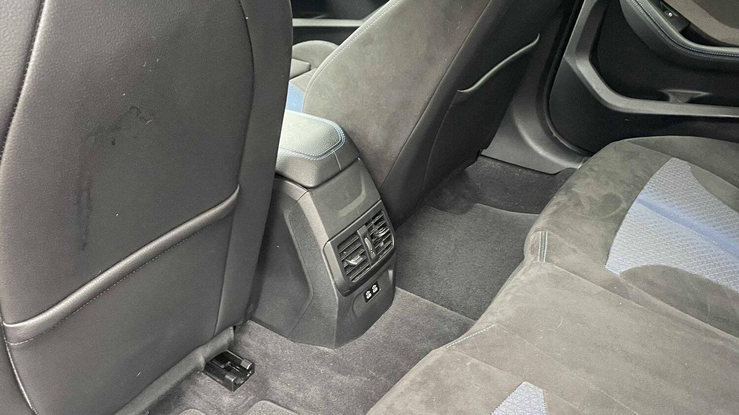 Used BMW 1 Series 2024 for sale - 77886051: Photo 31