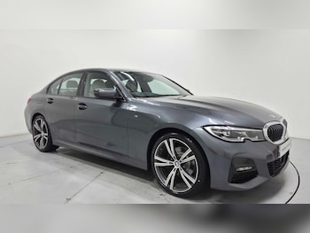 Used BMW 3 Series 2019 for sale - 77772120: Photo