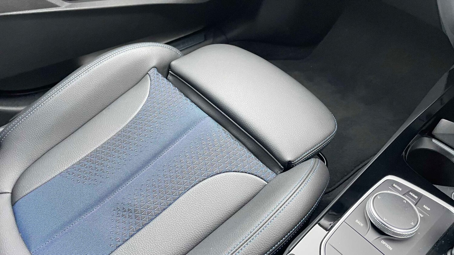 Used BMW 1 Series 2024 for sale - 77526839: Photo 27