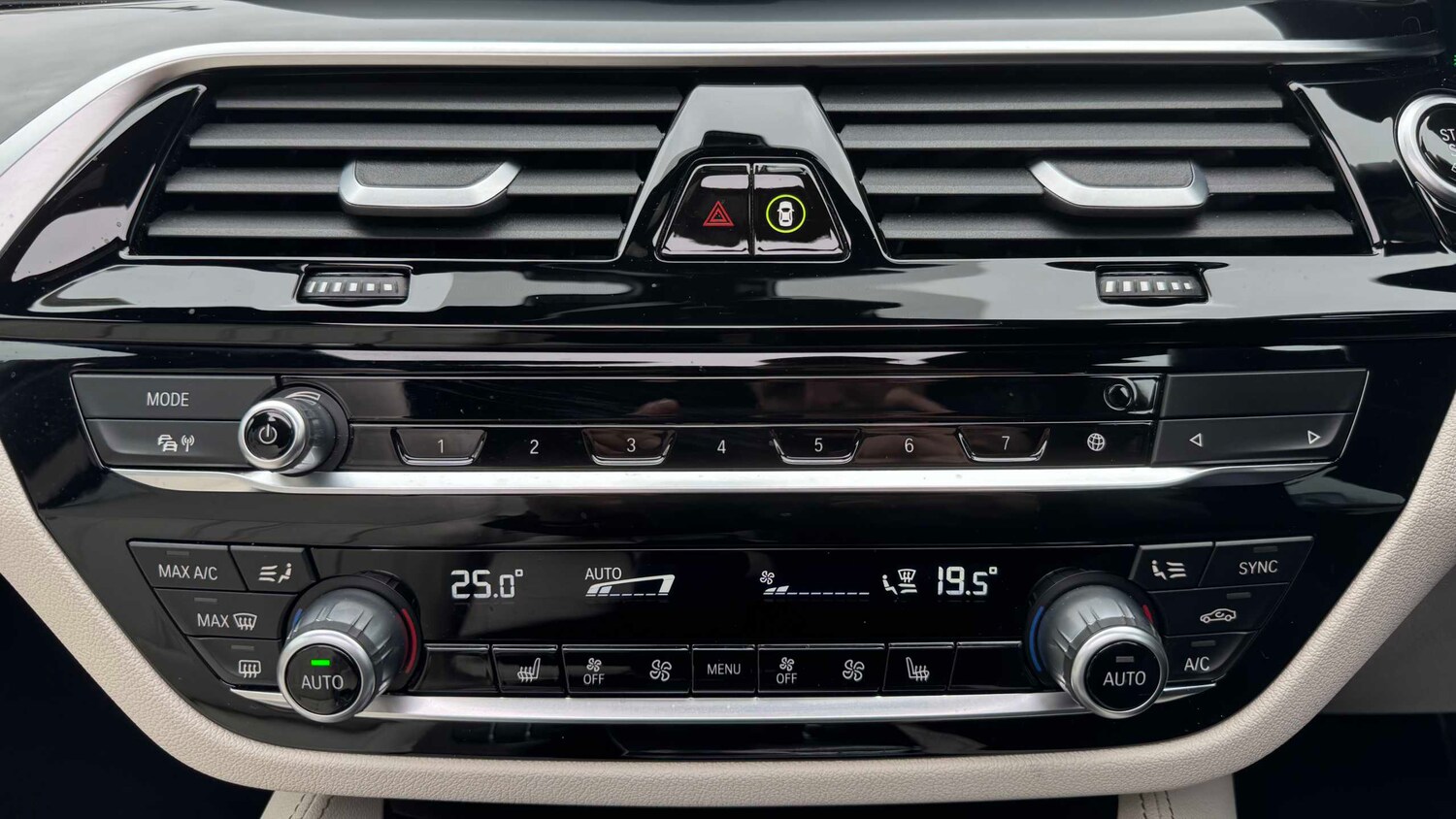 Used BMW 5 Series 2022 for sale - 78104297: Photo 32