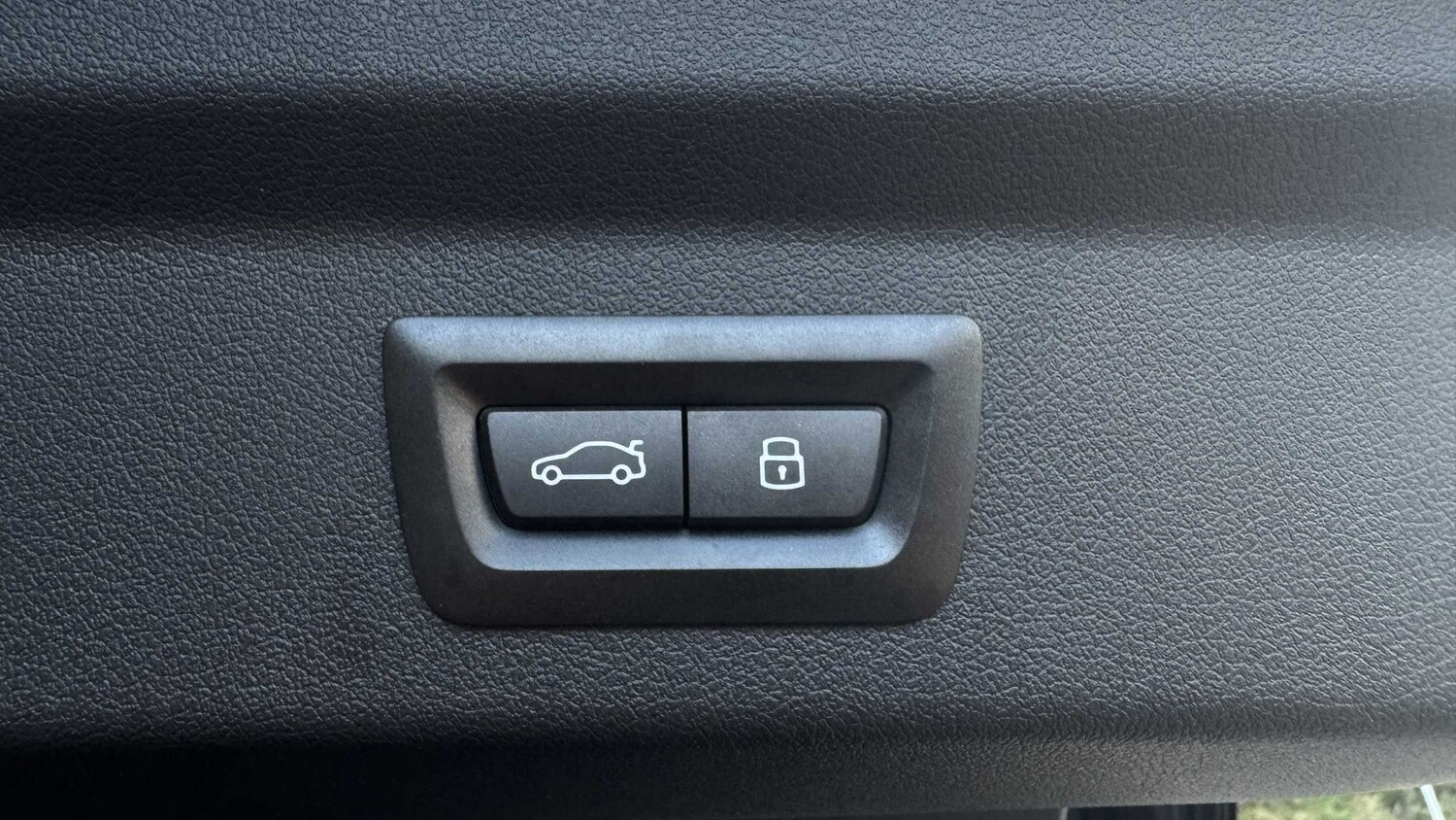 Used BMW iX2 2025 for sale - 76218360: Photo 13