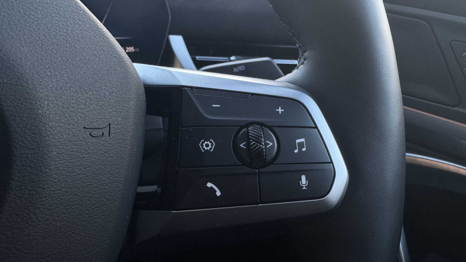 Used BMW iX2 2025 for sale - 76218360: Photo 18