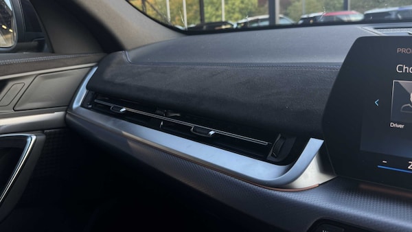 Used BMW iX2 2025 for sale - 76218360: Photo 28