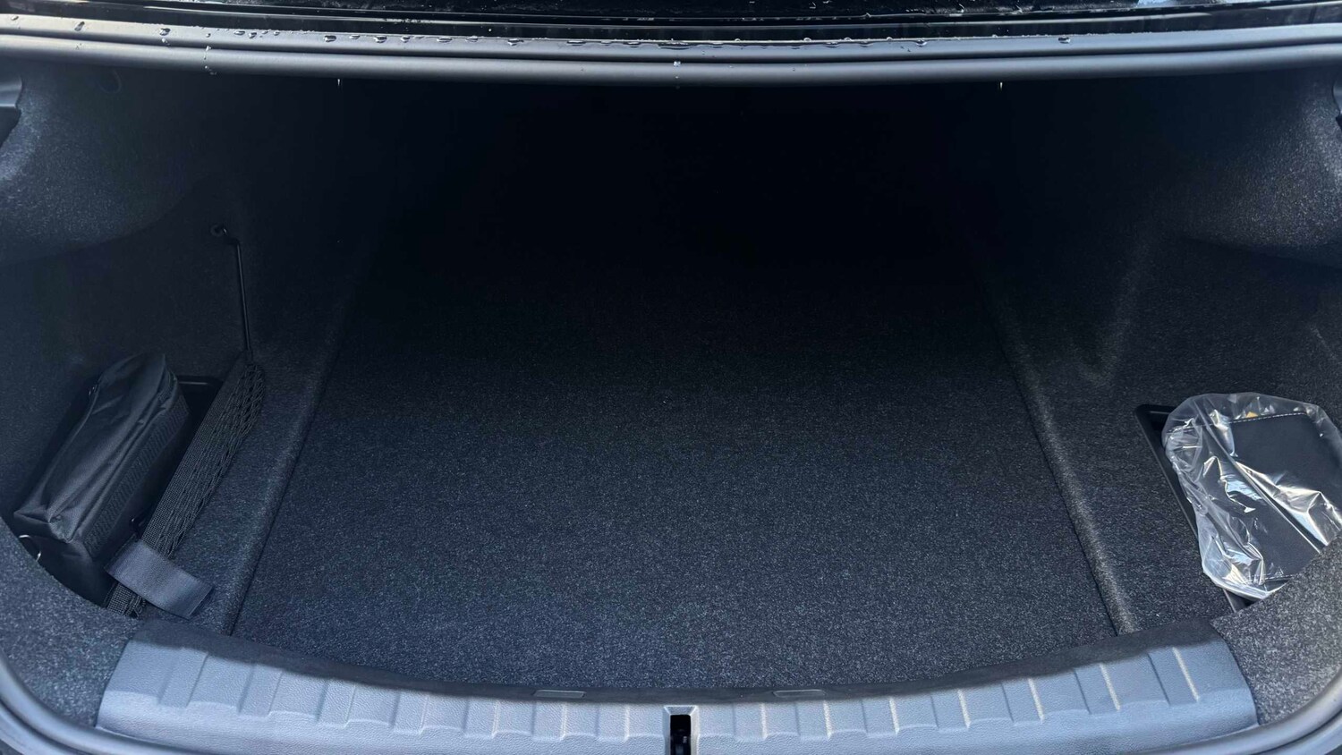 Used BMW 3 Series 2025 for sale - 78149190: Photo 11