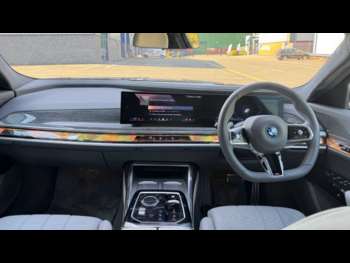 Used BMW 7 Series 2025 for sale - 75218700: Photo