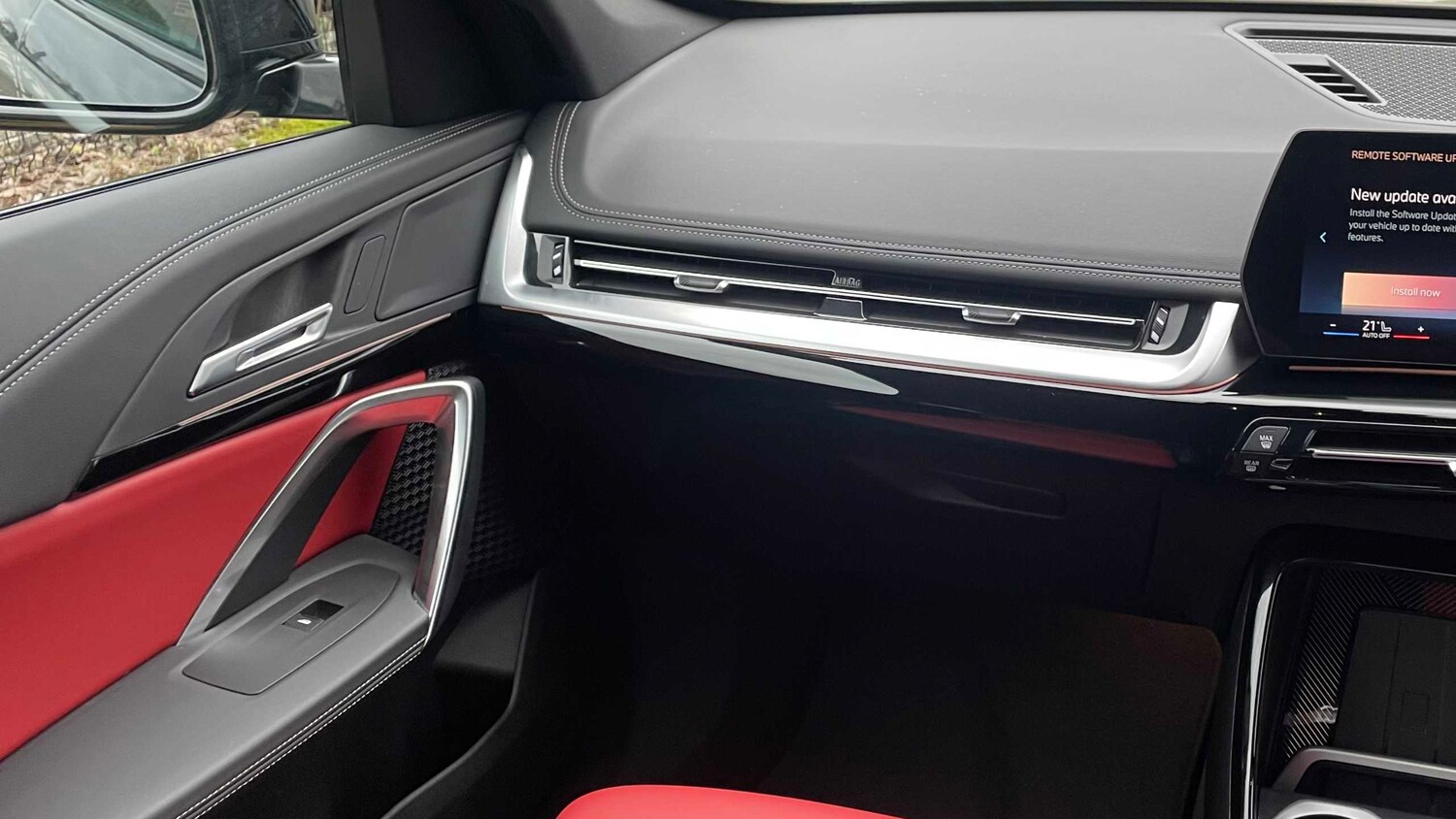 Used BMW iX1 2025 for sale - 77686498: Photo 6