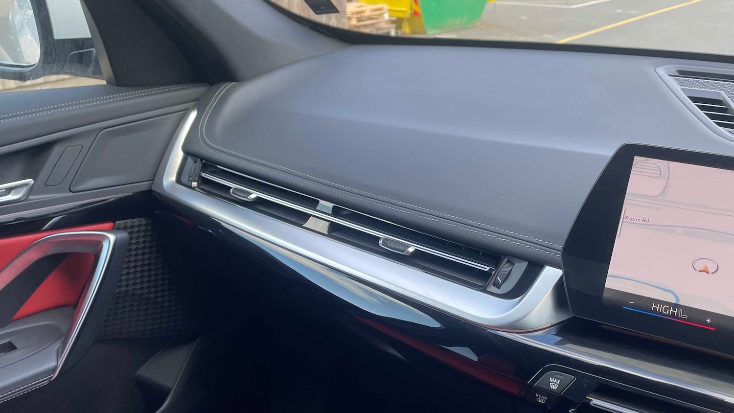 Used BMW iX1 2025 for sale - 77661178: Photo 24