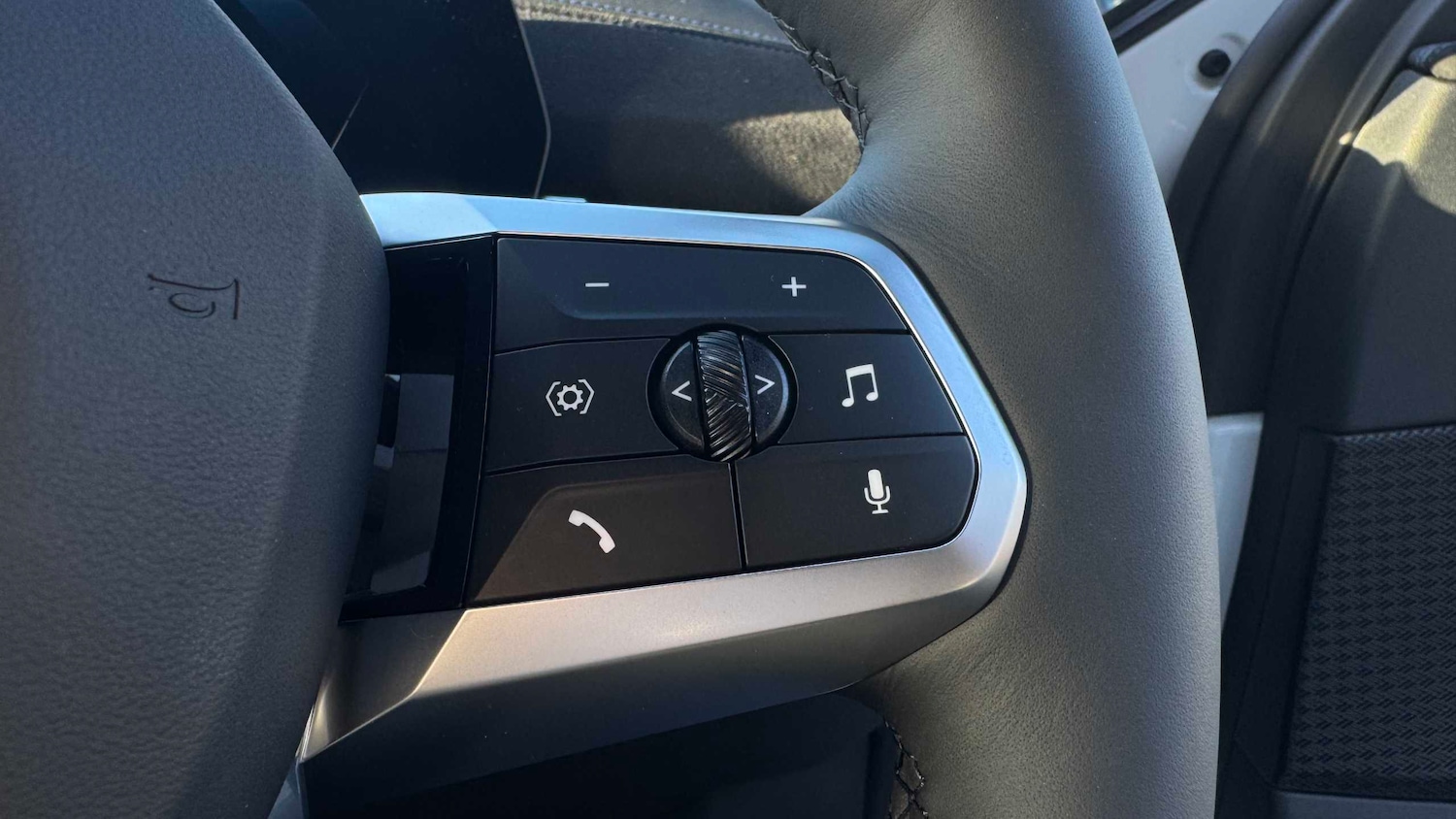 Used BMW iX2 2025 for sale - 77134708: Photo 19