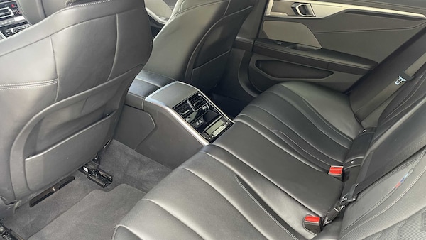 Used BMW 8 Series 2022 for sale - 76329110: Photo 13